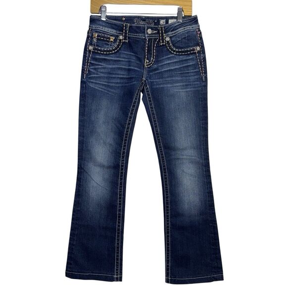 NWOT Miss Me Bootcut Jeans 28 Bling Embroidered Low Rise Denim Saddle Stitched - Picture 1 of 13